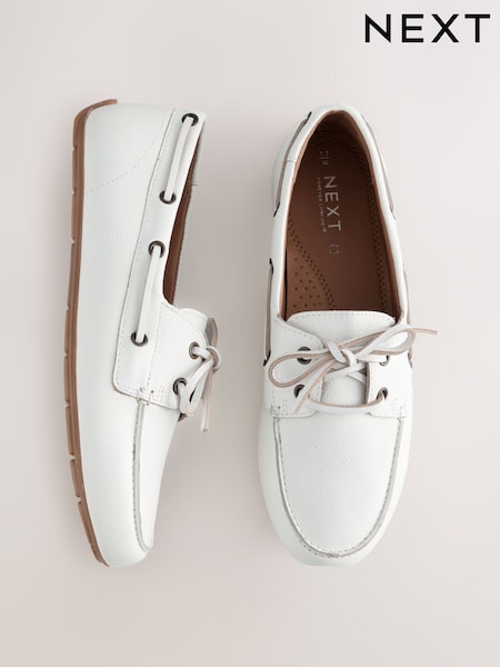 White Standard Fit Forever Comfort® Leather Round Toe Boat Shoes (AJ1482) | £46