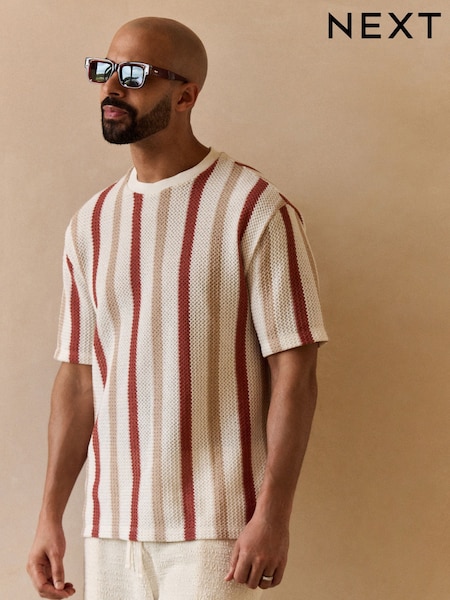 Red/White Textured Vertical Stripe T-Shirt (AY1513) | £25
